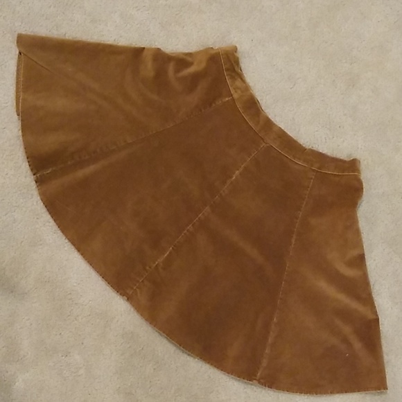 ♥️SOLD♥️Brandy Melville | Tan Skirt - Picture 7 of 7